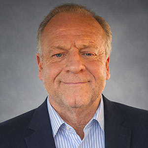 Larry Shores Headshot